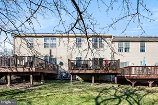 1050 Square Dr, Phoenixville, PA 19460 - Photo 29