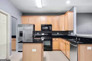 112 Regents Ct, Malvern, PA 19355 - Photo 7