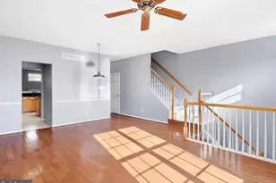 112 Regents Ct, Malvern, PA 19355 - Photo 3