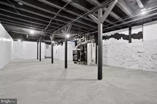 435 S High St, West Chester, PA 19382 - Photo 25