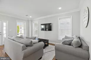 36 Evergreen Ln, Phoenixville, PA 19460 - Photo 9