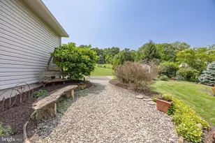 315 Martingale Cir, Coatesville, PA 19320 - Photo 41