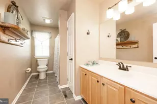 315 Martingale Cir, Coatesville, PA 19320 - Photo 27