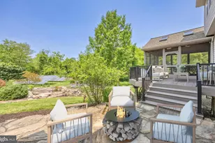 315 Martingale Cir, Coatesville, PA 19320 - Photo 37