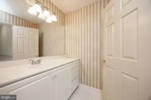 427 Vineyard Ln, Downingtown, PA 19335 - Photo 29