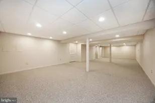 427 Vineyard Ln, Downingtown, PA 19335 - Photo 33