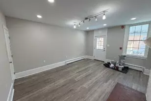 37 Bridge St, Phoenixville, PA 19460 - Photo 9