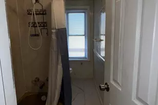 339 Charles St, Coatesville, PA 19320 - Photo 9