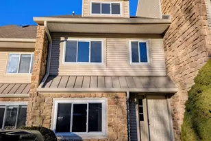 305 Paddock Dr, Chesterbrook, PA 19087 - Photo 1