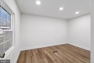 114 Linden Dr, Spring City, PA 19475 - Photo 7