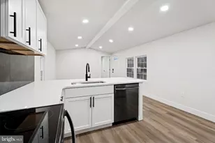 114 Linden Dr, Spring City, PA 19475 - Photo 3