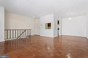 318 Old Forge Crossing, Devon, PA 19333 - Photo 3