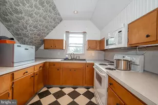 1420 Pennsylvania Ave, Berwyn, PA 19312 - Photo 29