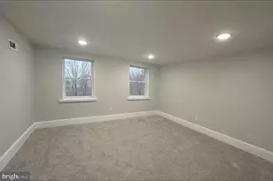 11 Mill St, Phoenixville, PA 19460 - Photo 13