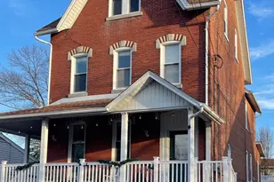 326 Walnut St, Spring City, PA 19475 - Photo 1