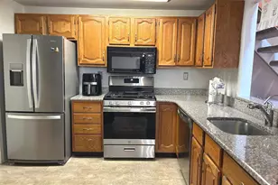 910 Mountainview Dr, Chesterbrook, PA 19087 - Photo 21