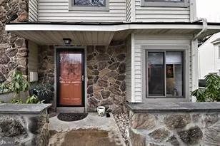 28 Flintlock Ln, Chesterbrook, PA 19087 - Photo 5