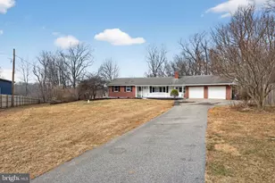 54 Hannum Dr, Coatesville, PA 19320 - Photo 5