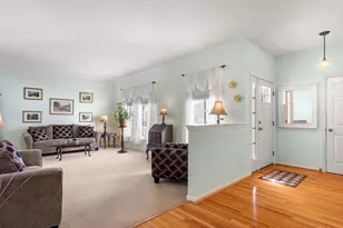 105 Hydrangea Way, Coatesville, PA 19320 - Photo 3