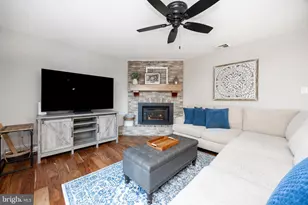 13 Marshall Cir, Downingtown, PA 19335 - Photo 11