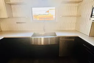 243 Hall St, Phoenixville, PA 19460 - Photo 3