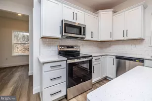 222 W Uwchlan Ave, Downingtown, PA 19335 - Photo 33