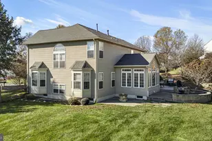 18 Stanford Dr, West Grove, PA 19390 - Photo 5