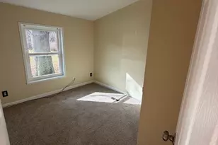 887 Aspen Ave, Spring City, PA 19475 - Photo 9