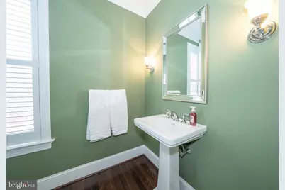 19 Village Square, Paoli, PA 19301 - Photo 11