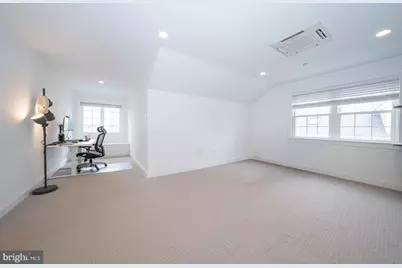 19 Village Square, Paoli, PA 19301 - Photo 23