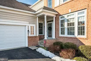 300 S Caldwell Cir, Downingtown, PA 19335 - Photo 3