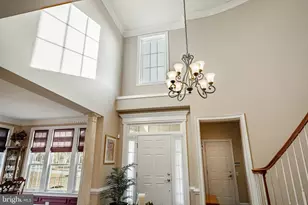 300 S Caldwell Cir, Downingtown, PA 19335 - Photo 7