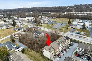 12 Maxwell Ln, Malvern, PA 19355 - Photo 5