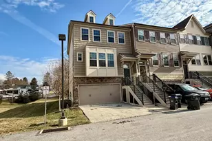 12 Maxwell Ln, Malvern, PA 19355 - Photo 3