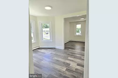 825 Maple Avenue, Phoenixville, PA 19460 - Photo 11