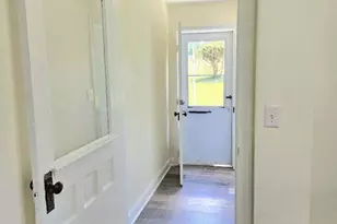 825 Maple Ave, Phoenixville, PA 19460 - Photo 13