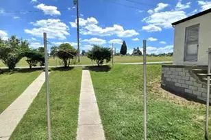 825 Maple Ave, Phoenixville, PA 19460 - Photo 19