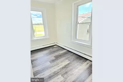 825 Maple Avenue, Phoenixville, PA 19460 - Photo 5