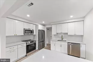 504 Raintree Ln, Malvern, PA 19355 - Photo 15