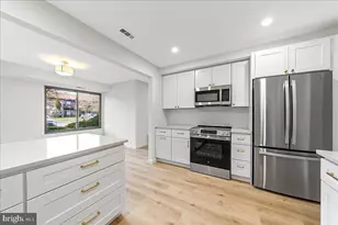 504 Raintree Ln, Malvern, PA 19355 - Photo 7