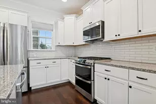 301 Kemper Dr, Honey Brook, PA 19344 - Photo 5