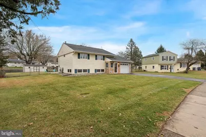 419 Sunset Drive, Downingtown, PA 19335 - Photo 3