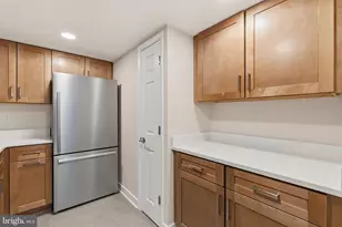 463 Old Forge Crossing, Devon, PA 19333 - Photo 9