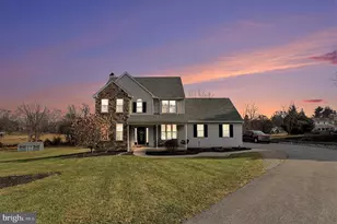 1007 Wyoming Cir, Lincoln University, PA 19352 - Photo 3