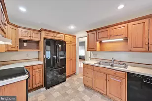 100 N Guthriesville Rd, Downingtown, PA 19335 - Photo 15