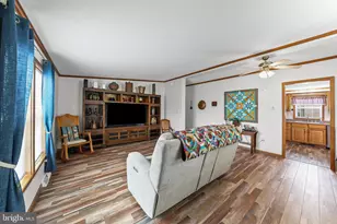 412 Aspen St, Coatesville, PA 19320 - Photo 5