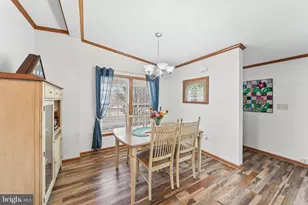 412 Aspen St, Coatesville, PA 19320 - Photo 9