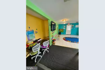 1092 W Lincoln Highway, Coatesville, PA 19320 - Photo 9