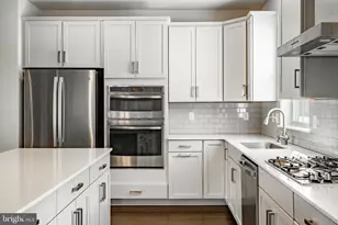 226 Red Leaf Ln, Exton, PA 19341 - Photo 9