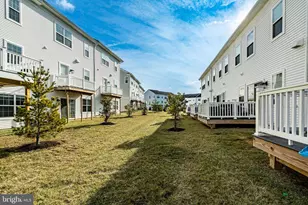 226 Red Leaf Ln, Exton, PA 19341 - Photo 33